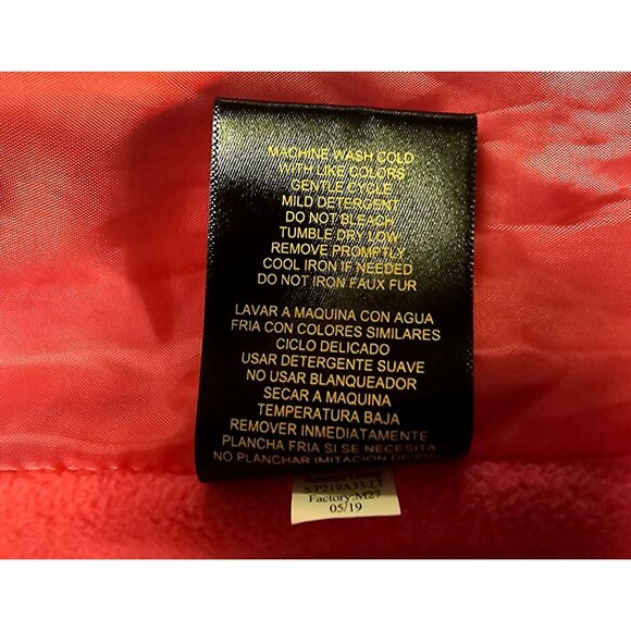 Girls Warm Puffer Jacket With Faux Fur Hood Star Print Size 7/8 - Picture 12 of 15